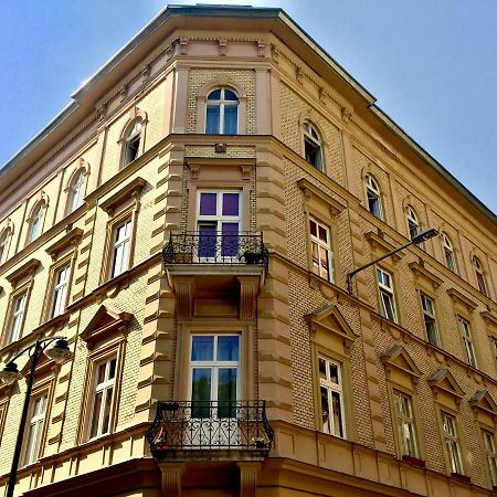 Homelike Luxury Flat On Gyulai Pal Budapest Exterior foto
